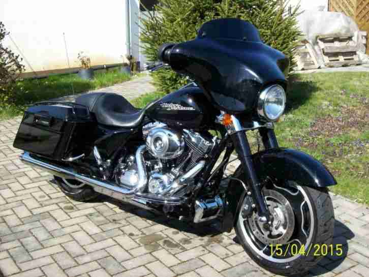 HARLEY DAVIDSON TOURING FLHX STREET GLIDE