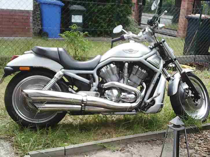 HARLEY DAVIDSON V ROD