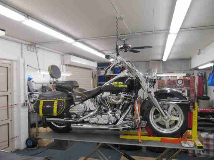 HD Heritage Softail Classic FLSTC