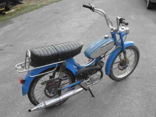 HERCULES Mofa MP4 Typ 532 Baujahr 1974 OHNE Papiere wie abgebildet MOTOR dreht