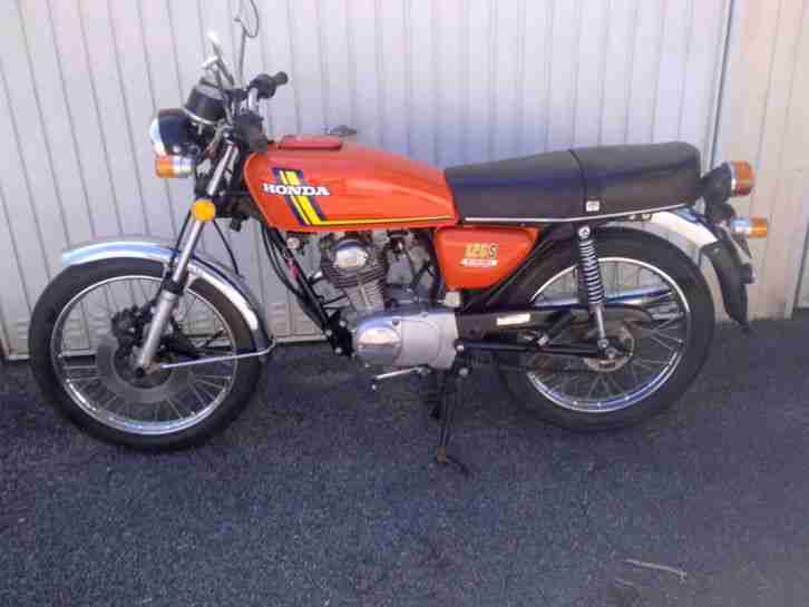 CB 125 S J BAUJAHR 1977 UNFALLFREI 4500