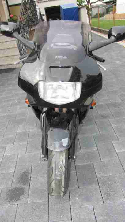 HONDA CBR 600 F, PC 25