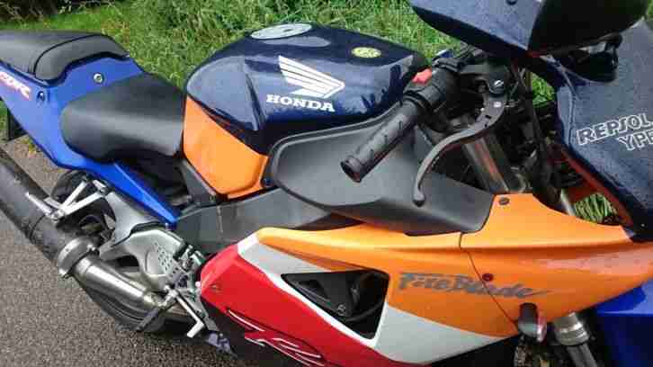 HONDA CBR900RR SC 50 111KW 954RR CBR SUPERSPORTLER bequemes Sportbike