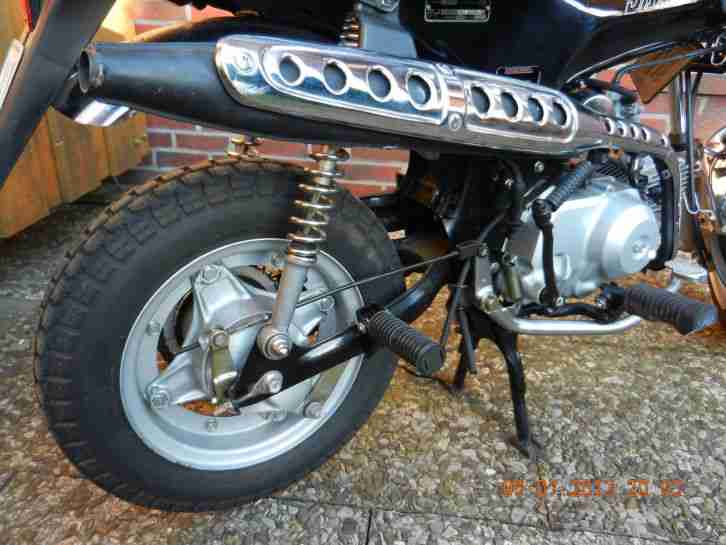 HONDA DAX ST 50 - WIE NEU !
