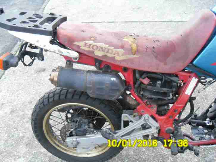 HONDA NX 650 Dominator (mod. RD 02)