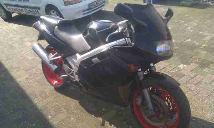 HONDA VFR 750 F RC 36 Gepflegt
