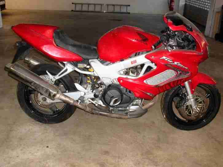 HONDA VTR 1000 F SC36 Fire Storm, 110 PS, Unfallschaden/zum Herrichten