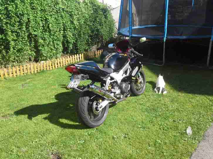 HONDA VTR 1000 F TÜV NEU 06/17