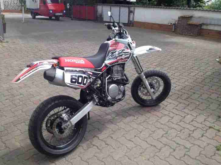 !!! HONDA XR 600 R !!! SUPERMOTO !!! TOP !!! ALLES NEU !!!