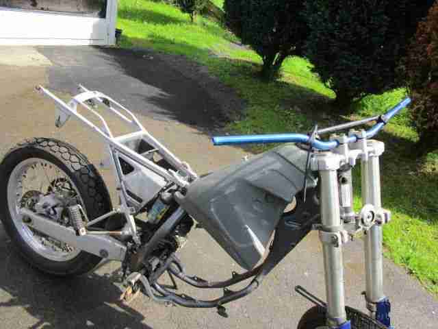 HUSQVARNA 125 WRE / Fahrwerk Modell 1998 mit Betriebserlaubnis