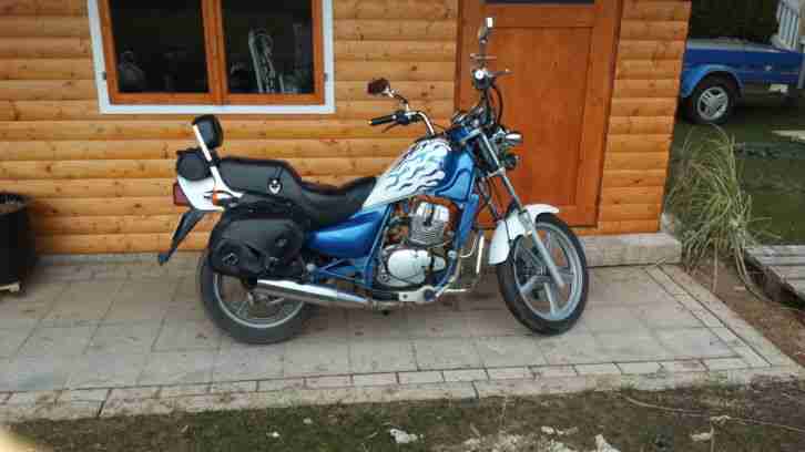 HYOSUNG GA 125 Cruise II - 125ccm - 10,5 kW
