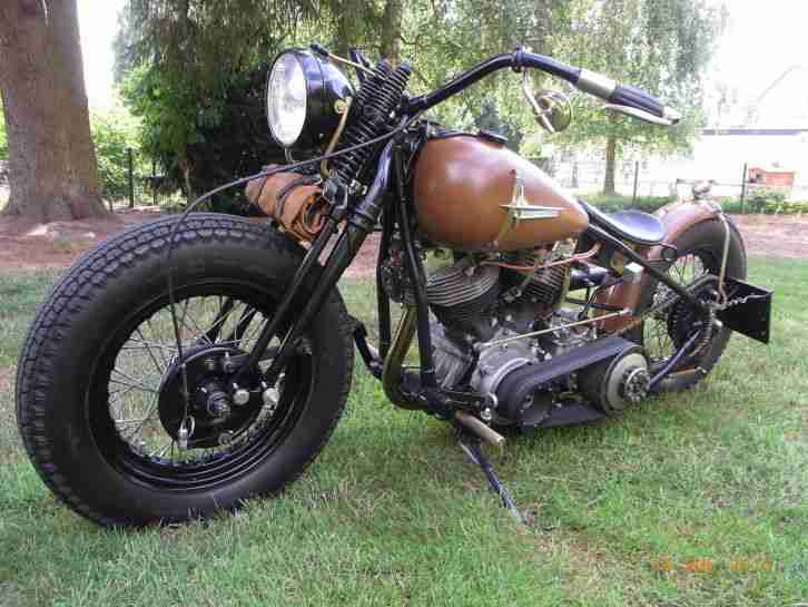 Harley Bobber im Wishbone Replica Zubehör Starrrahmen mit 1340er Late Shovel