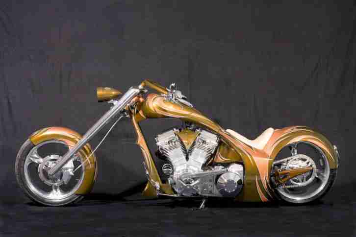 Harley "Custom Bike" 3-facher Showwinner!