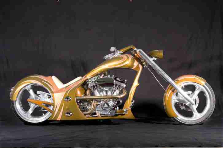 Harley Custom Bike 3 facher Showwinner!