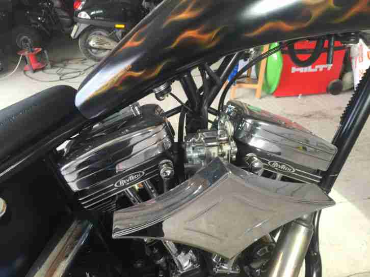 Harley Custom Bike vom feinsten im Super Zustand 2007