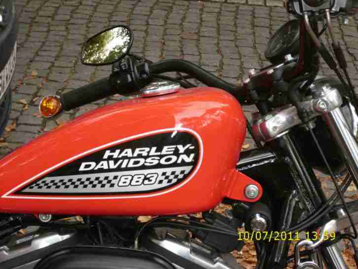 Harley Davidson, 883