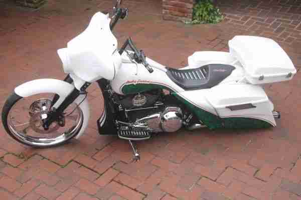 Harley-Davidson Bagger - Electra Glide Classic - Sondermodell