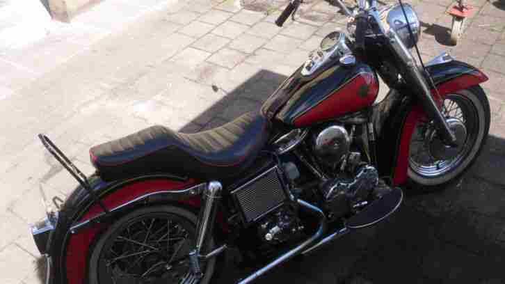Harley Davidson Baujahr`58 Pan Haed Outside