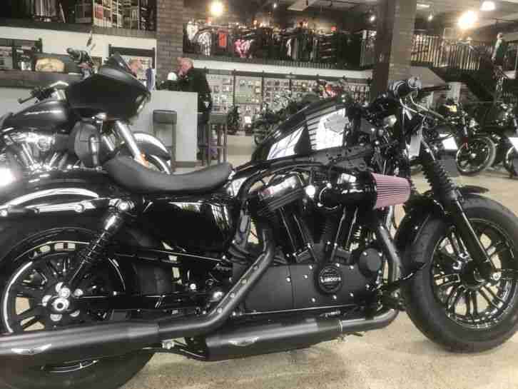 Harley-Davidson CUSTOMUMBAU Sportster XL1200X forty eight mit PENZL Anlage