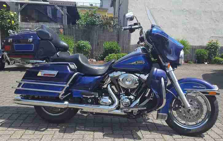 Harley Davidson CVO Ultra Glide Klassik Screamin Eagle Bagger Neuer Motor