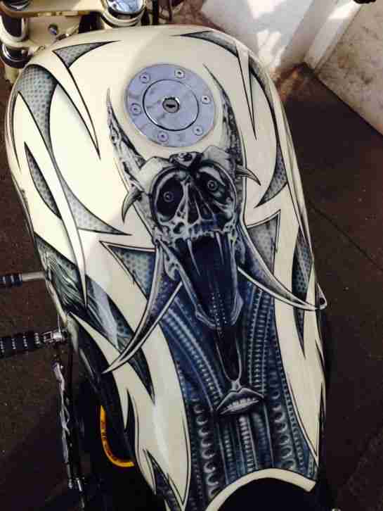 Harley Davidson Custom Bike Dragstyle - 250er Hinterrad