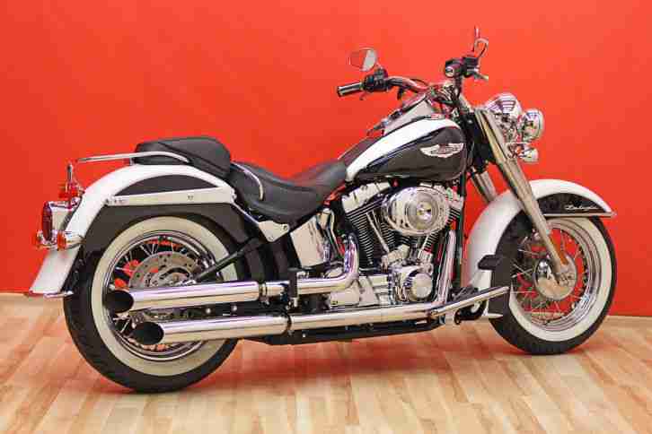 Harley Davidson Deluxe FLSTN 2005 Softail Twin Cam Top Zustand