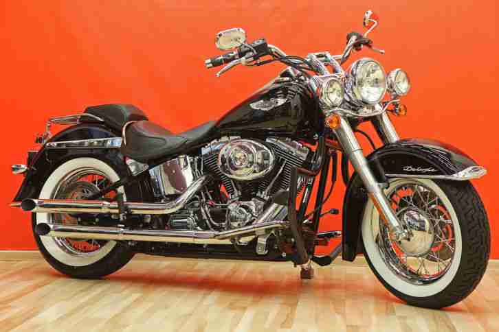 Harley Davidson Deluxe FLSTN 2006 Softail Twin Cam Top Zustand