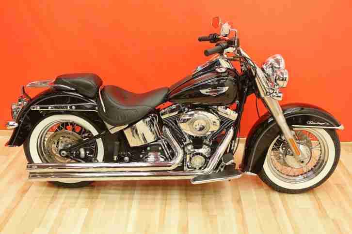 Harley Davidson Deluxe