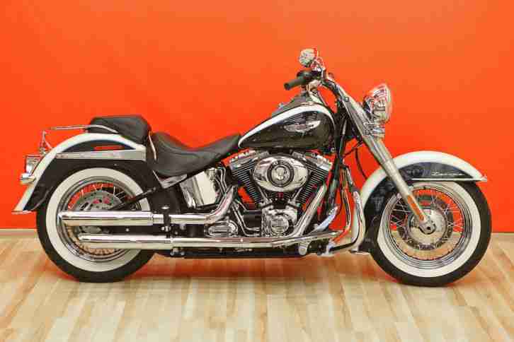 Harley Davidson Deluxe FLSTN 2012 Softail Twin Cam Top Zustand