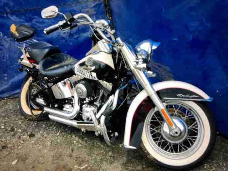 Harley Davidson Deluxe