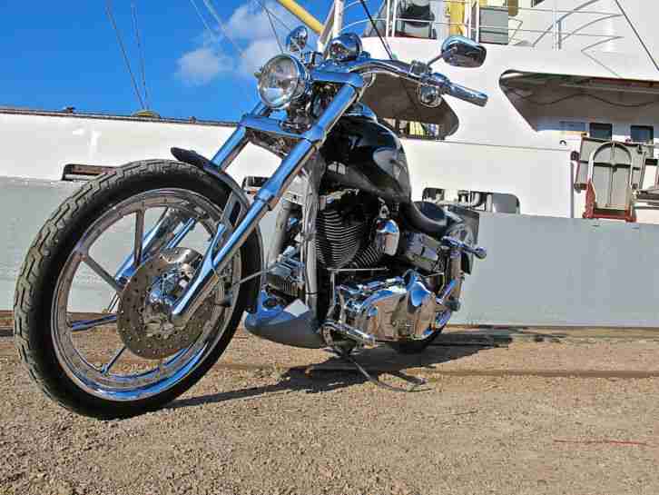 Harley-Davidson Dyna FXDSE CVO Sreamin Eagle