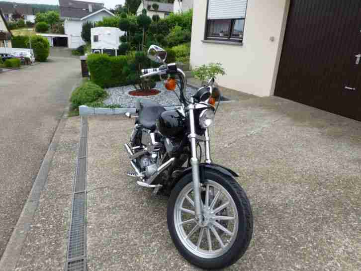 Harley-Davidson Dyna Super Glide FXD,EVO,Bj.1996,TÜV neu,wenig km.TOP.
