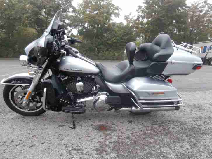 Harley Davidson E Glide FHLTK wenig Kilometer mit Garantie