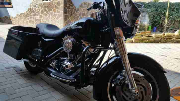 Harley Davidson E Glide FLHTCI Bagger