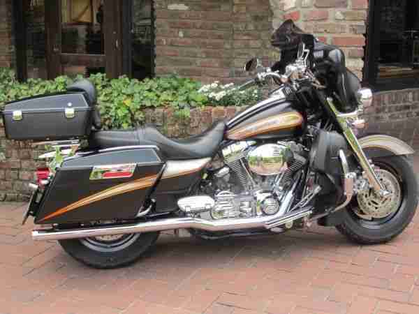 Harley Davidson Electra Glide Classic CVO Screamin´ Eagle Rarität