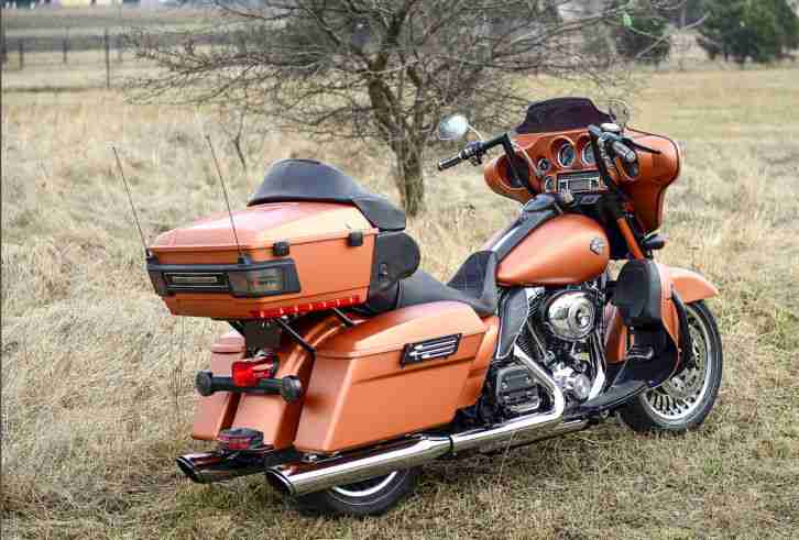 Harley Davidson Electra Glide Ultra Custom 2011
