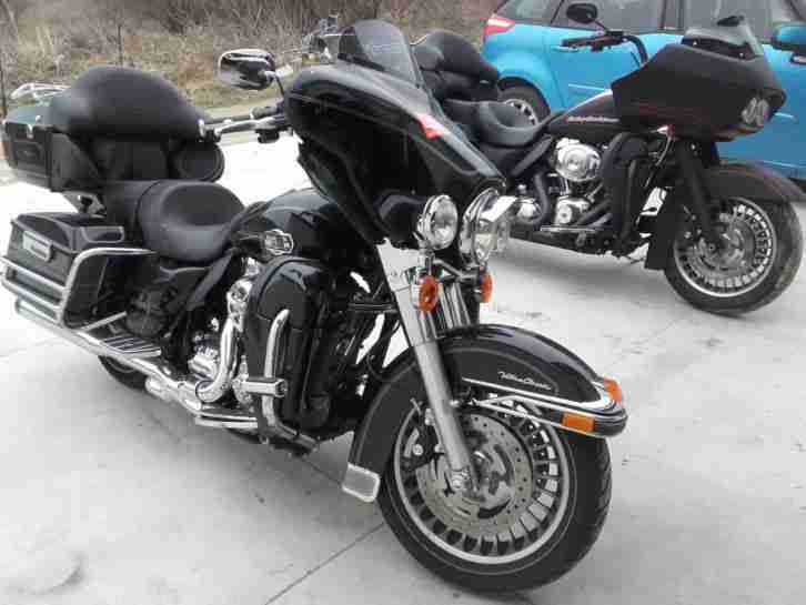 Harley Davidson Electra Glide Ultra classic 2010 FLHTCUI