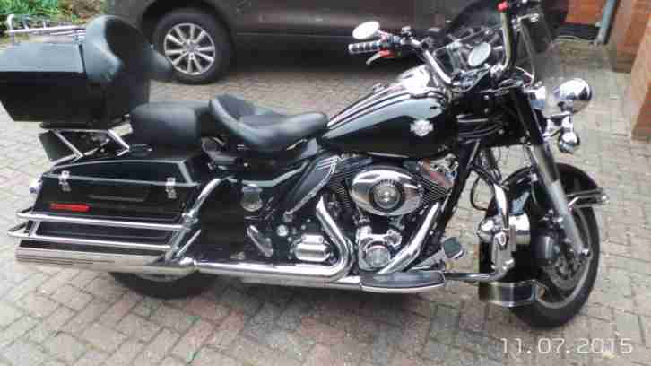 Harley Davidson FLHP Road King Police schwarz Bj.07-2012
