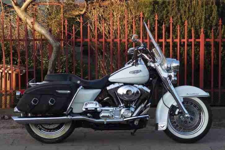 Harley Davidson FLHRC 2002 Roadking Classic geringe Laufleistung