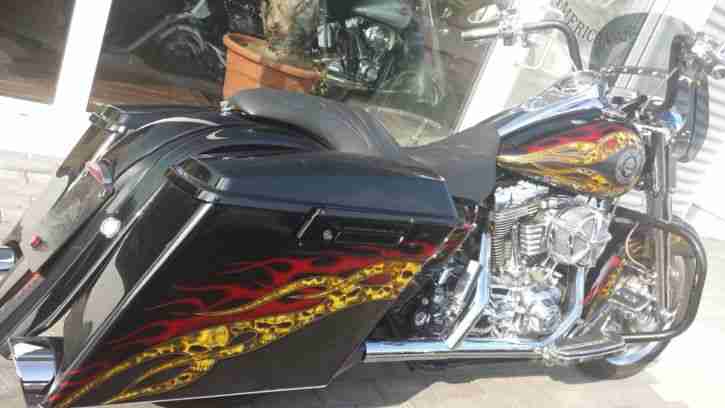 Harley Davidson FLHRSE Screamin Eagle CVO