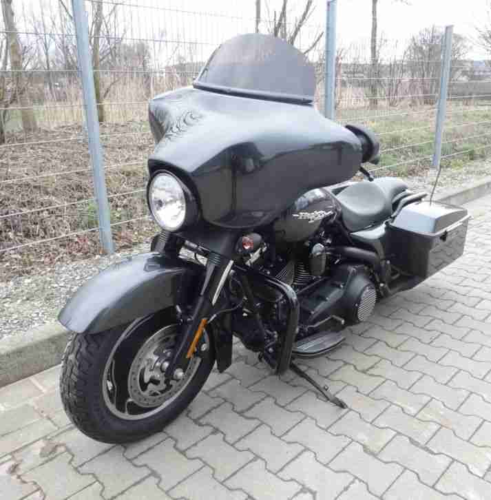 Harley-Davidson FLHX Street Glide Black 2008