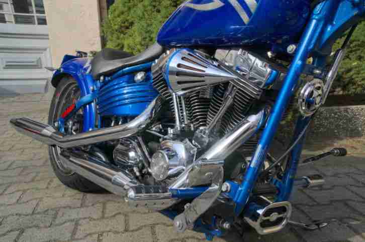 Harley Davidson FXCWC Rocker 2008 - Sonderlackierung