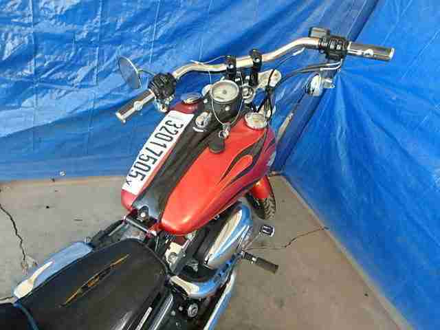 Harley- Davidson FXDWG Dyna Wild Glide 2011