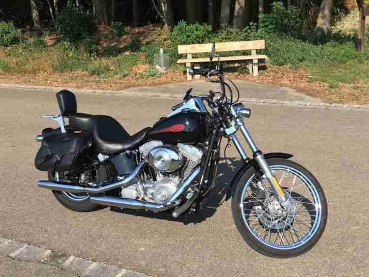 Harley Davidson FXST Softail Standard