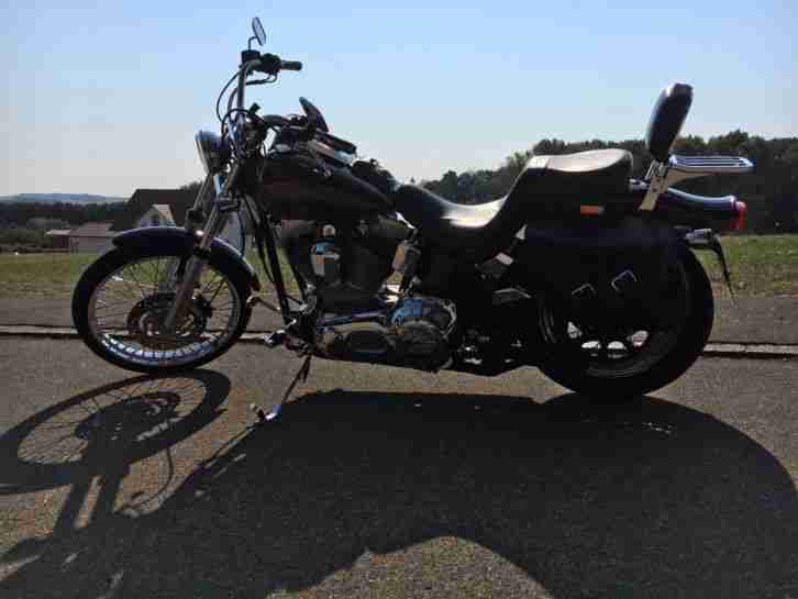Harley-Davidson FXST Softail Standard