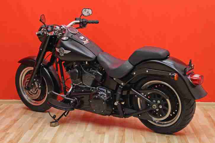 Harley Davidson Fat Boy Lo FLSTFB 2010 Softail Top Zustand Twin Cam Bobber