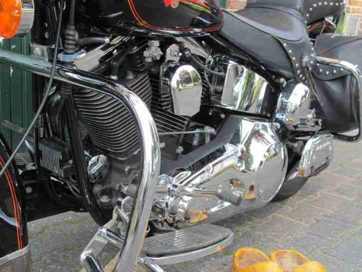 Harley Davidson Heritage Softail Classic *** Neuzustand nur 8387 KM !! ***