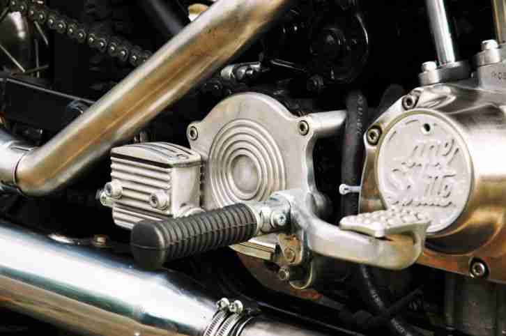 Harley Davidson Ironhead Sportster - Aluminium Beast