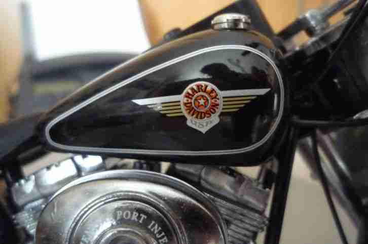 Harley Davidson, Modell