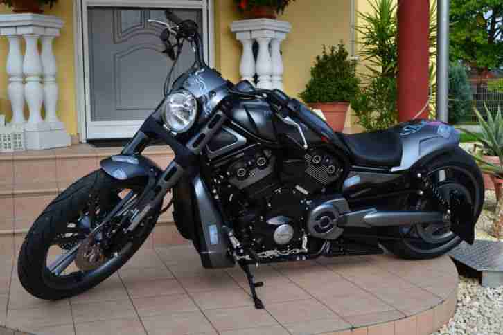 Harley Davidson Night Rod Special !!